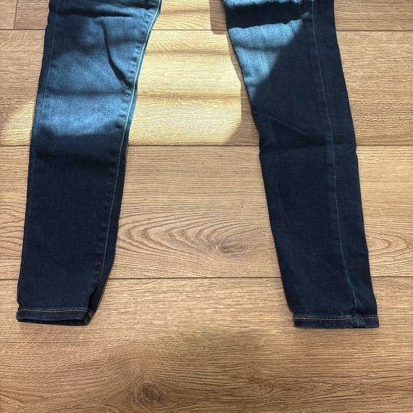 Levi Strauss Dark Blue 710 Super Skinny Jeans - Picture 5 of 6